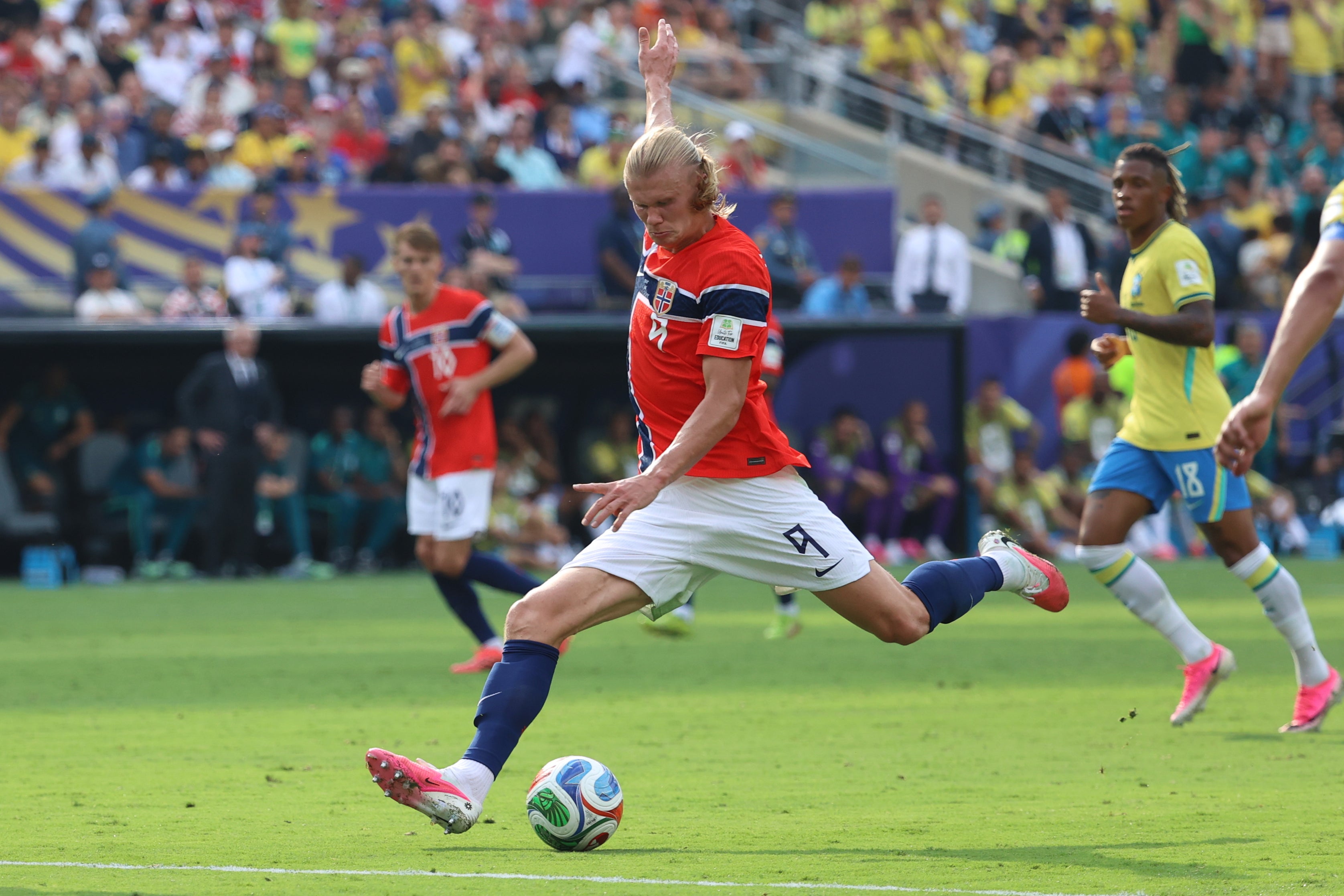 Erling Haaland se erigió como el verdugo de Brasil cuando Noruega eliminó a los cinco veces campeones del mundo