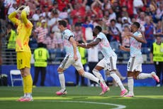 Bélgica avanza a cuartos, aplasta 4-1 a EEUU, y el último coanfitrión del Mundial sucumbe