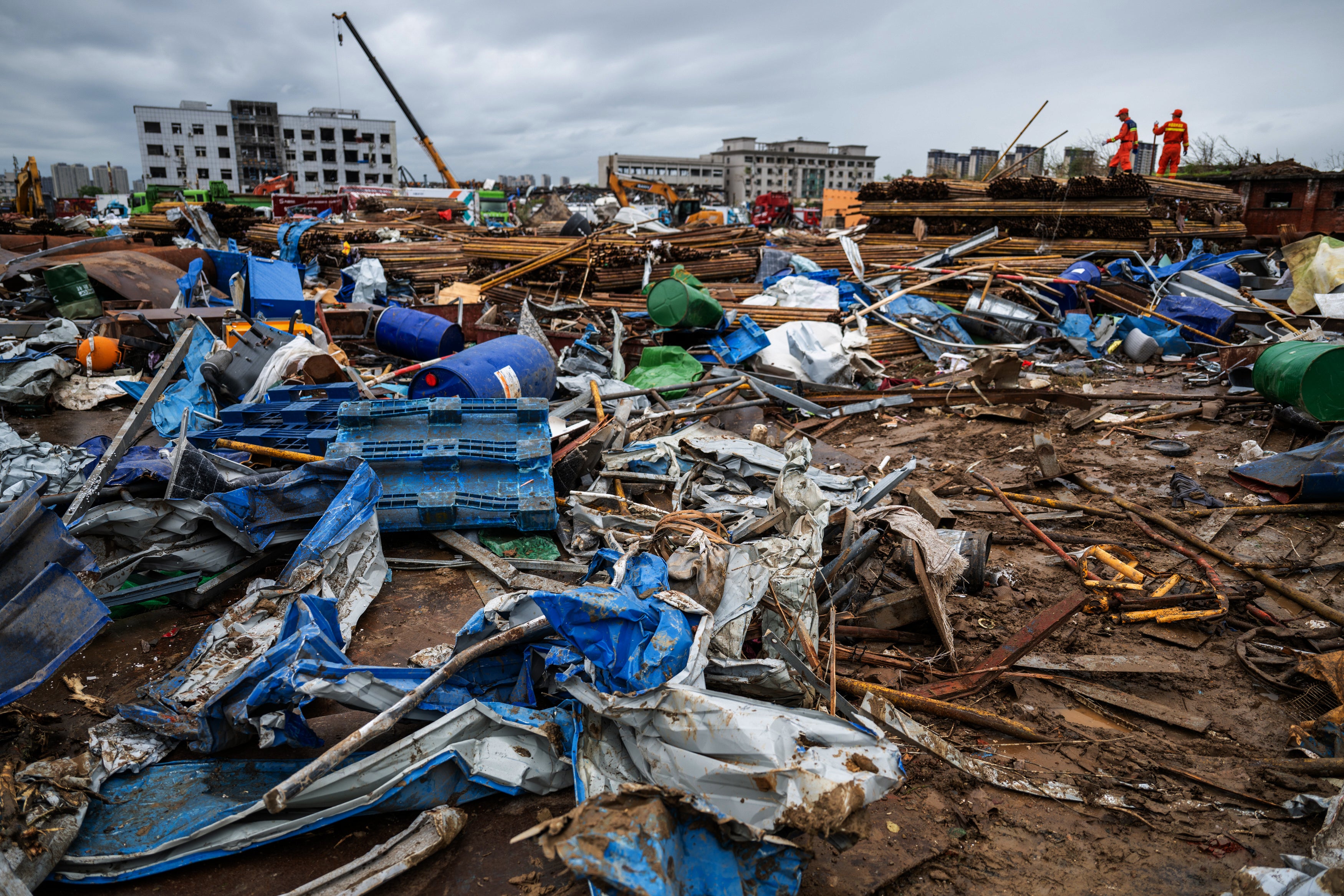 Tornados y tormentas en el centro de China dejan al menos 11 muertos