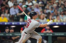 Suspenden al jardinero de los Medias Rojas, Nate Eaton, por 2 juegos