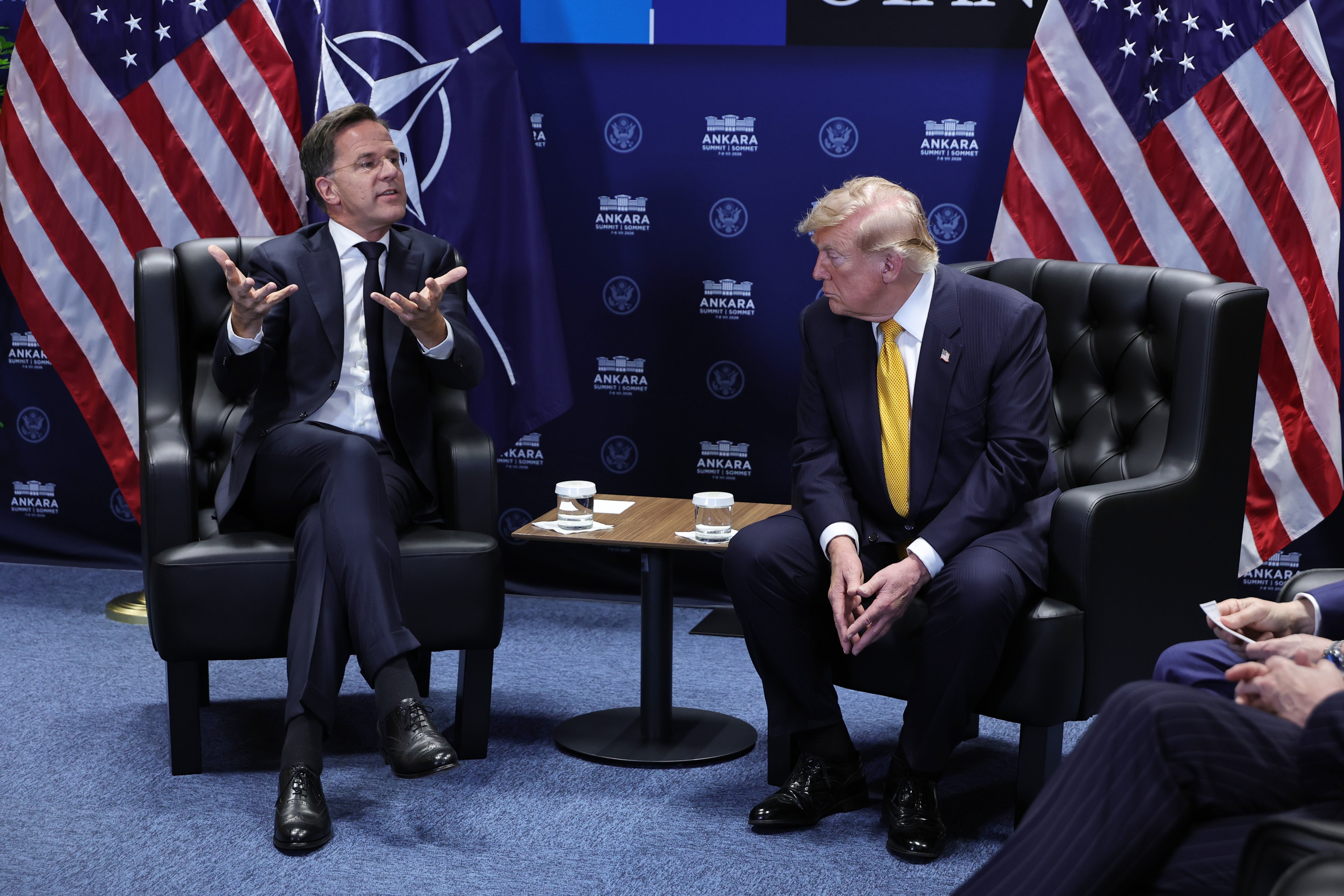 El secretario general Mark Rutte intentó salir en defensa de España, pero Trump no pareció inmutarse ante sus argumentos