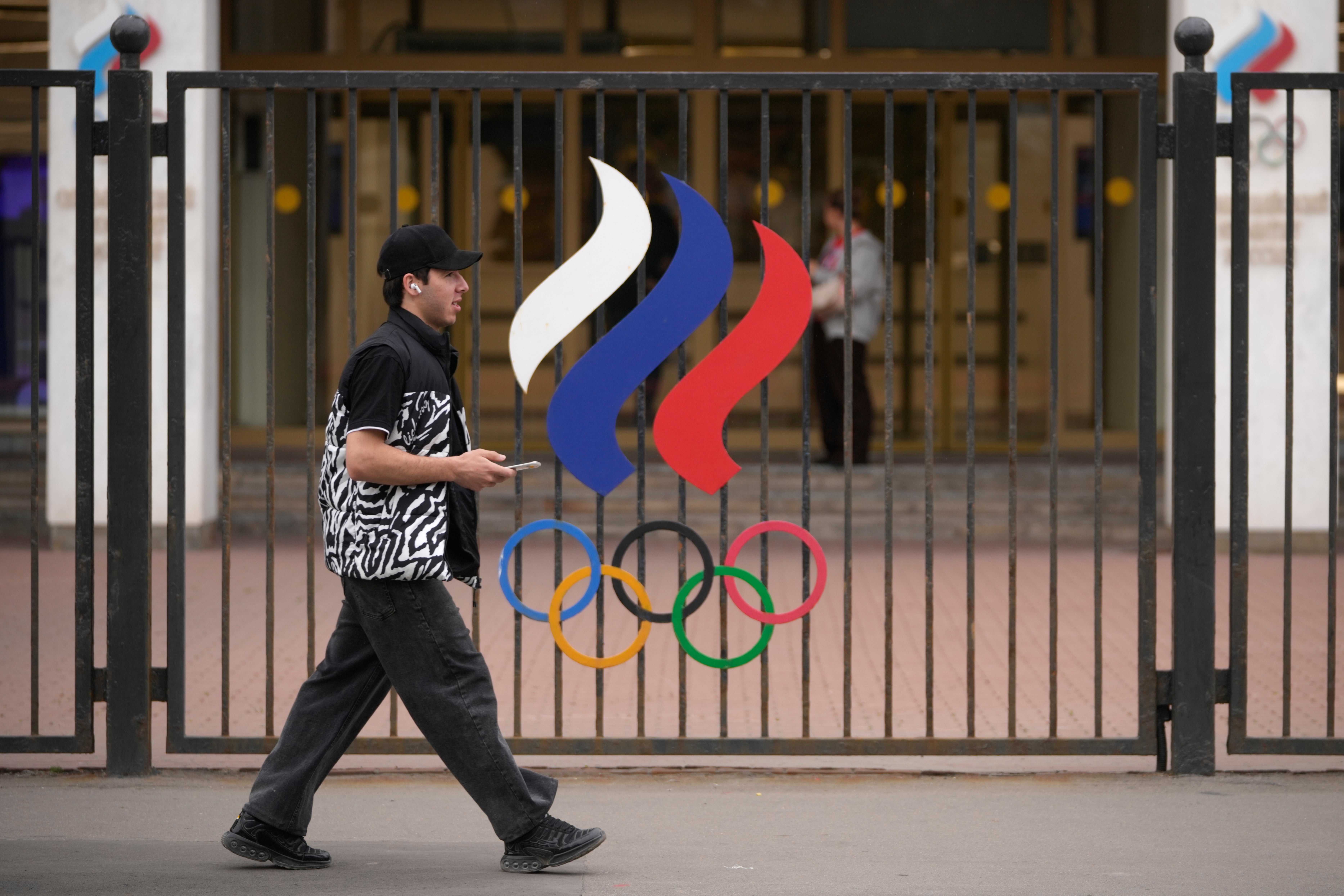 El Kremlin celebra un 'paso importante' mientras el COI suaviza restricciones olímpicas a Rusia