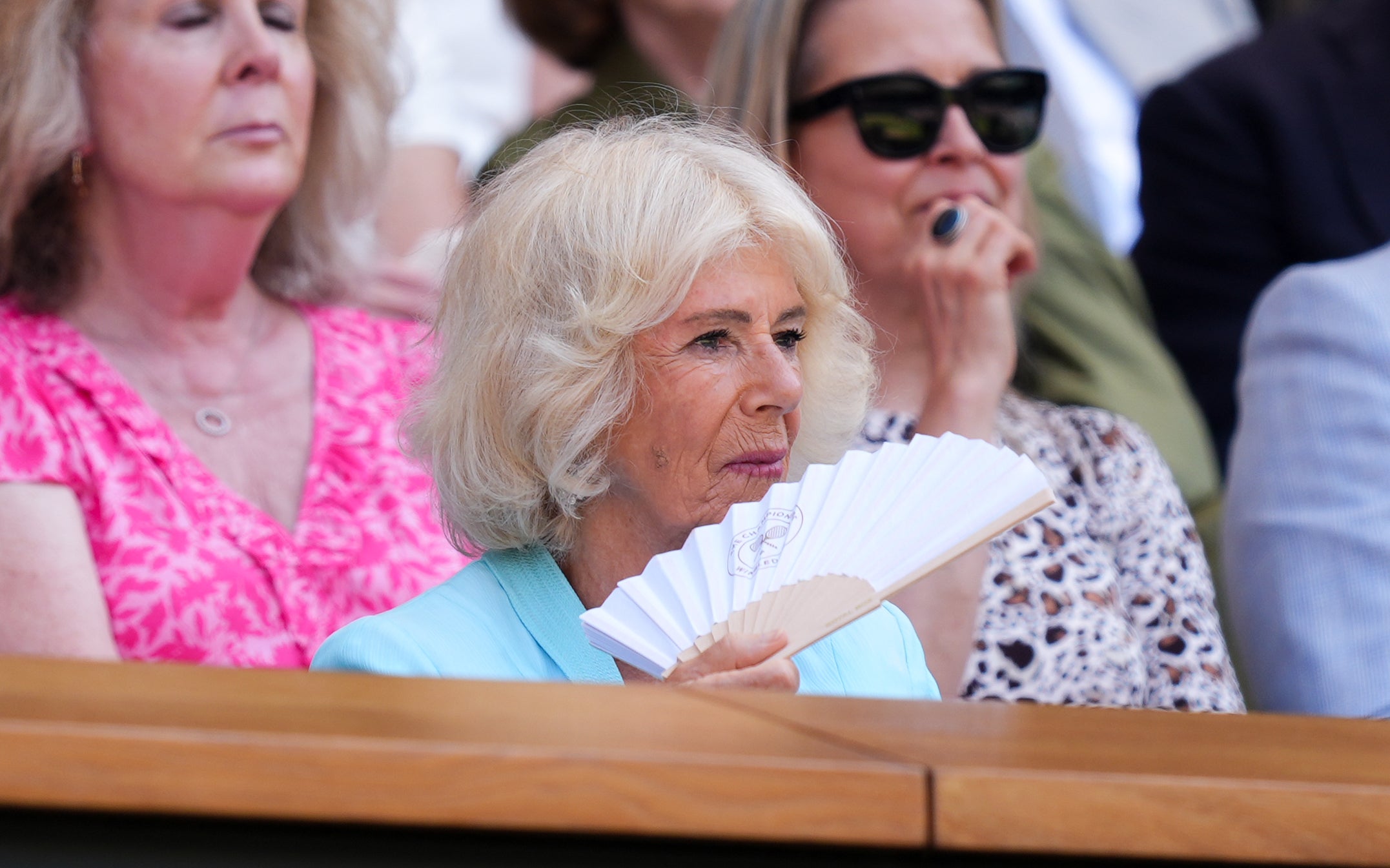 Camilla acude a Wimbledon con el actor que interpretó al rey Carlos