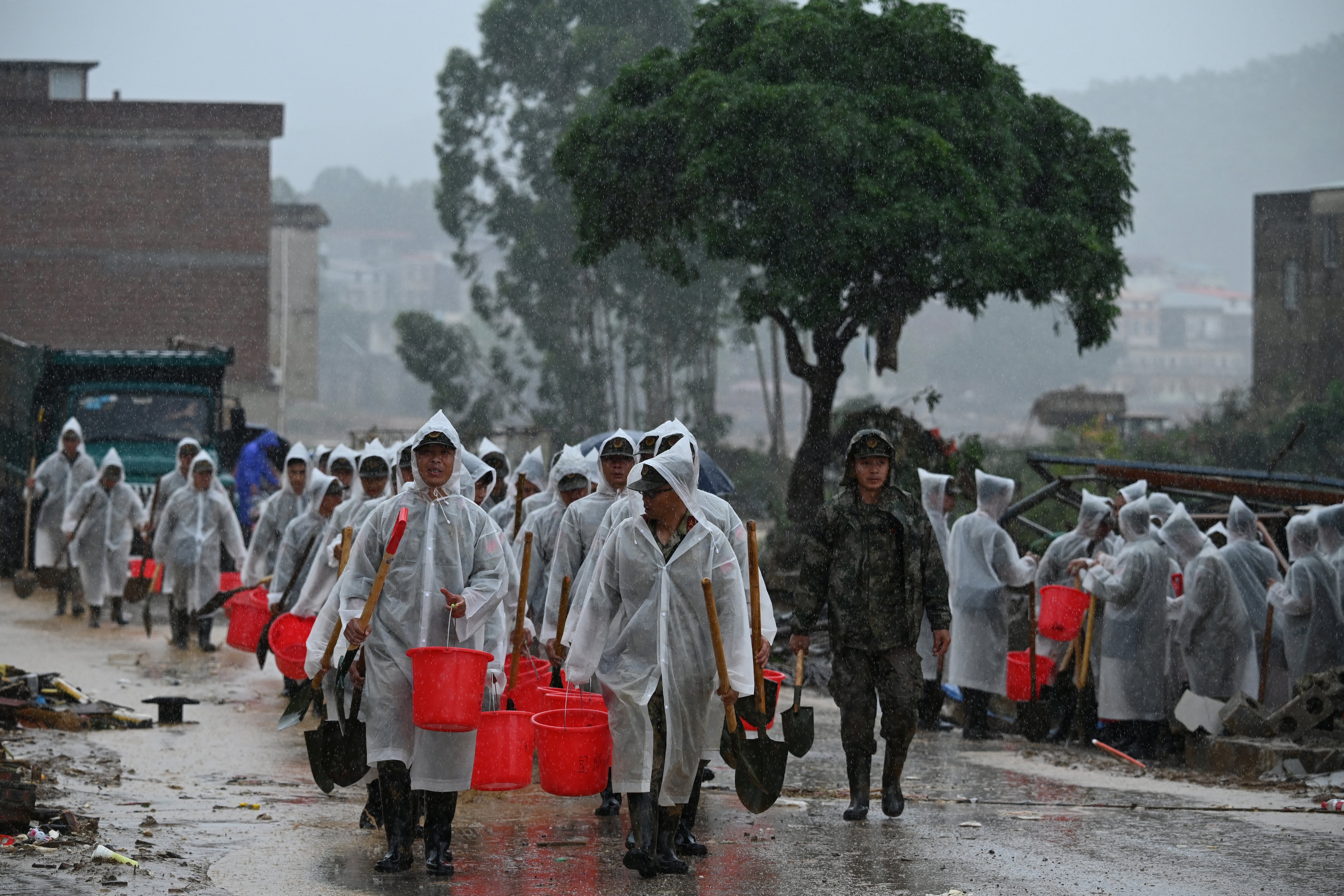 Tifón Bavi: Taiwán y China se preparan para la “tormenta más poderosa en años”