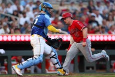 Vaughn Grissom pega jonrón y Angelinos vencen 4-3 a Mellizos y cortan racha en Target Field
