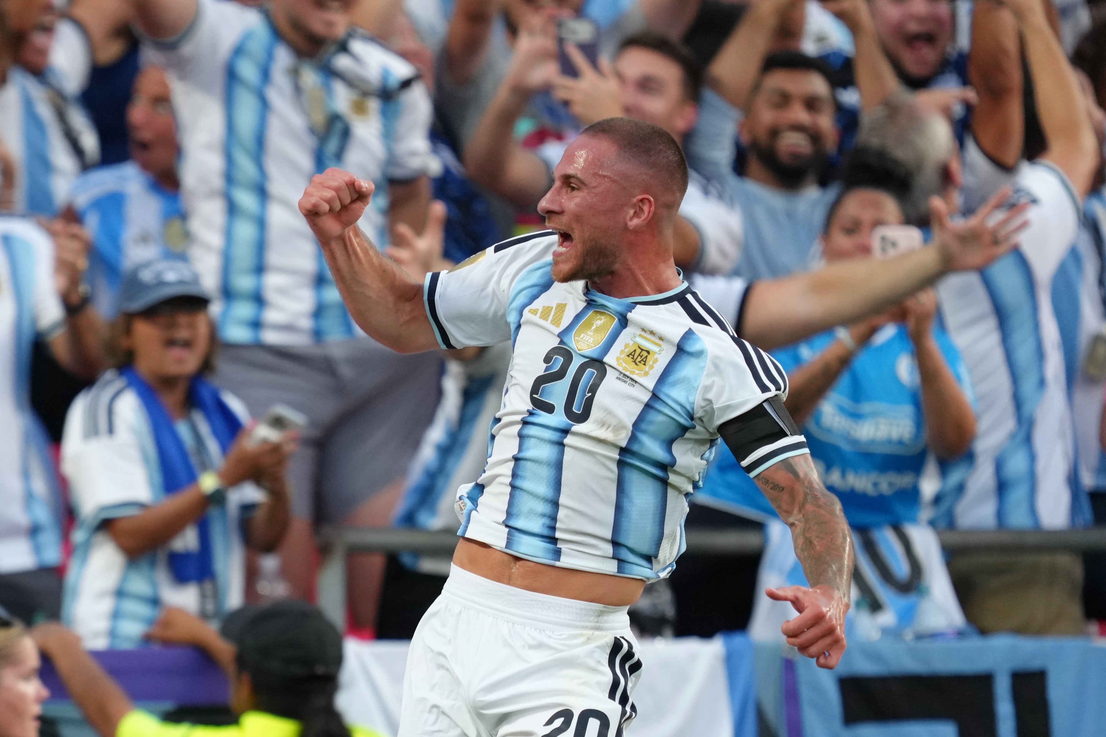 Messi y Argentina se van al descanso con ventaja 1-0 ante Suiza en cuartos del Mundial