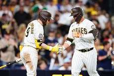 Ty France rompe el empate con un jonrón y los Padres superan 8-7 a Azulejos