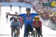Van der Poel se impone en la novena etapa del Tour de Francia y Pogacar conserva el maillot amarillo