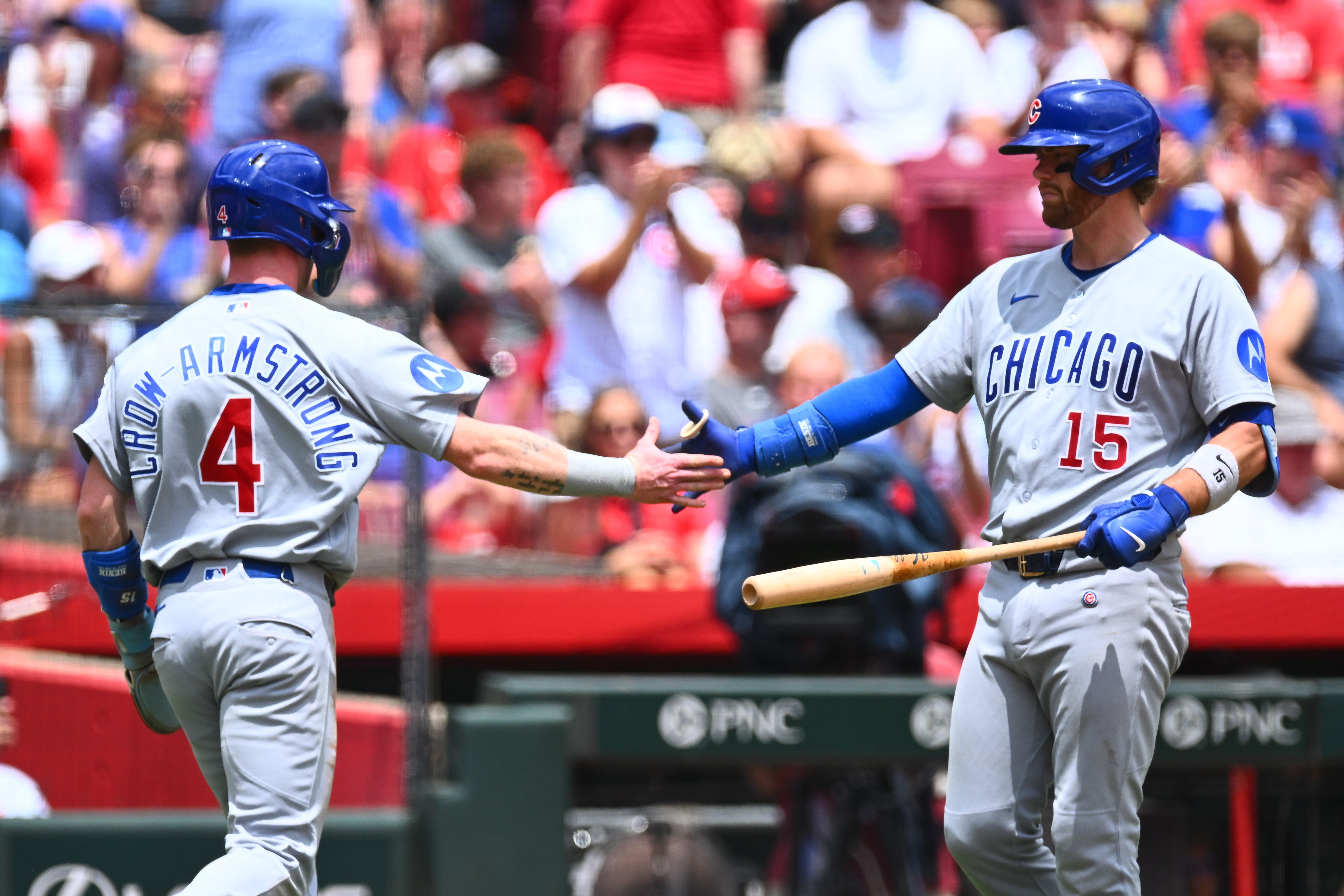 4 impulsadas de Bregman, máximo en la temporada, guían a Cachorros 8-4 sobre Rojos