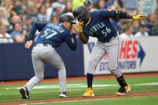 Marineros vencen 8-2 a Rays a pesar de que perdieron al abridor Hancock por lesión