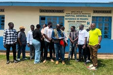 Trabajadores de centro de tratamiento del ébola en Congo se declaran en huelga por deuda salarial