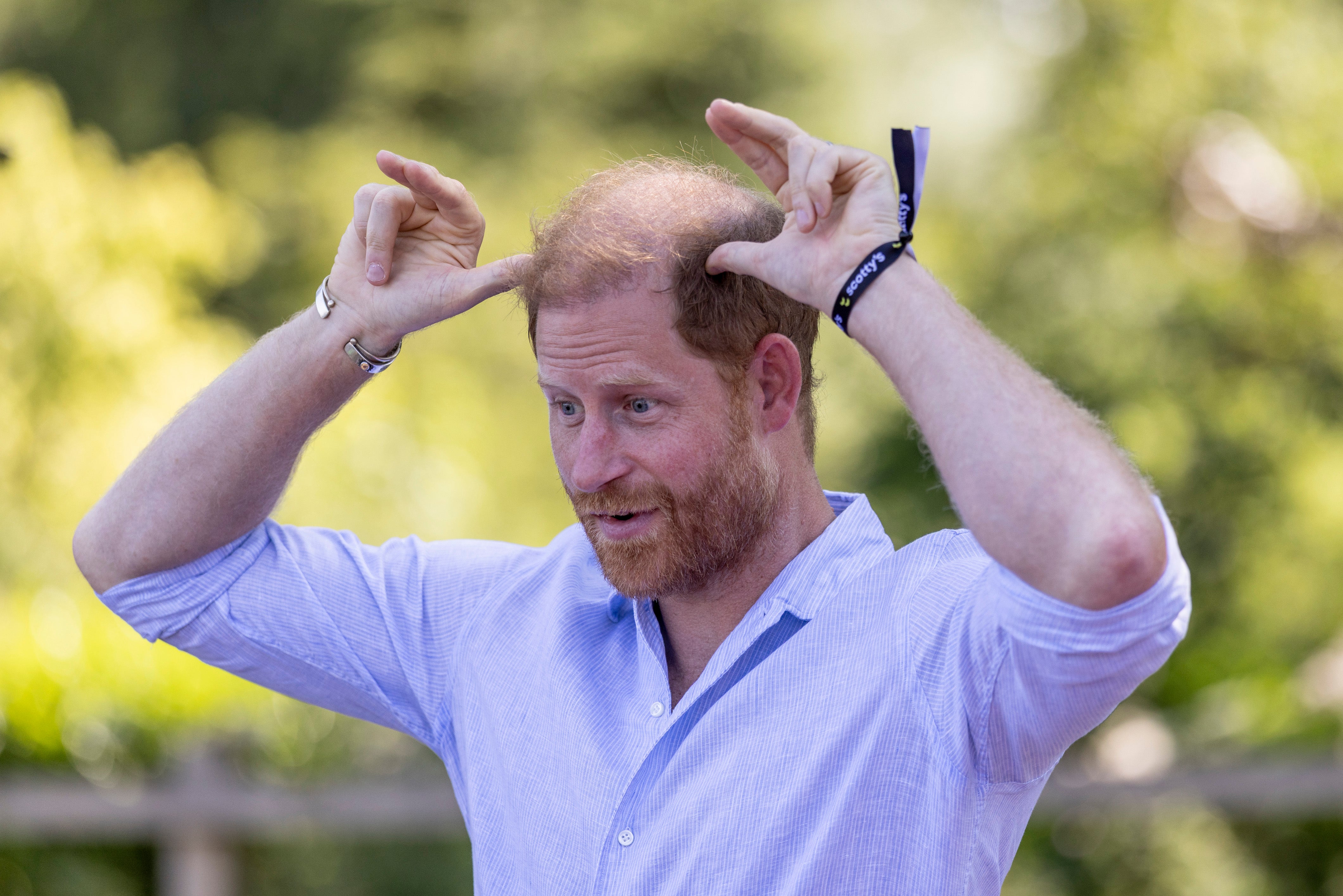 El príncipe Harry sufre del síndrome del protagonista y es adicto al drama