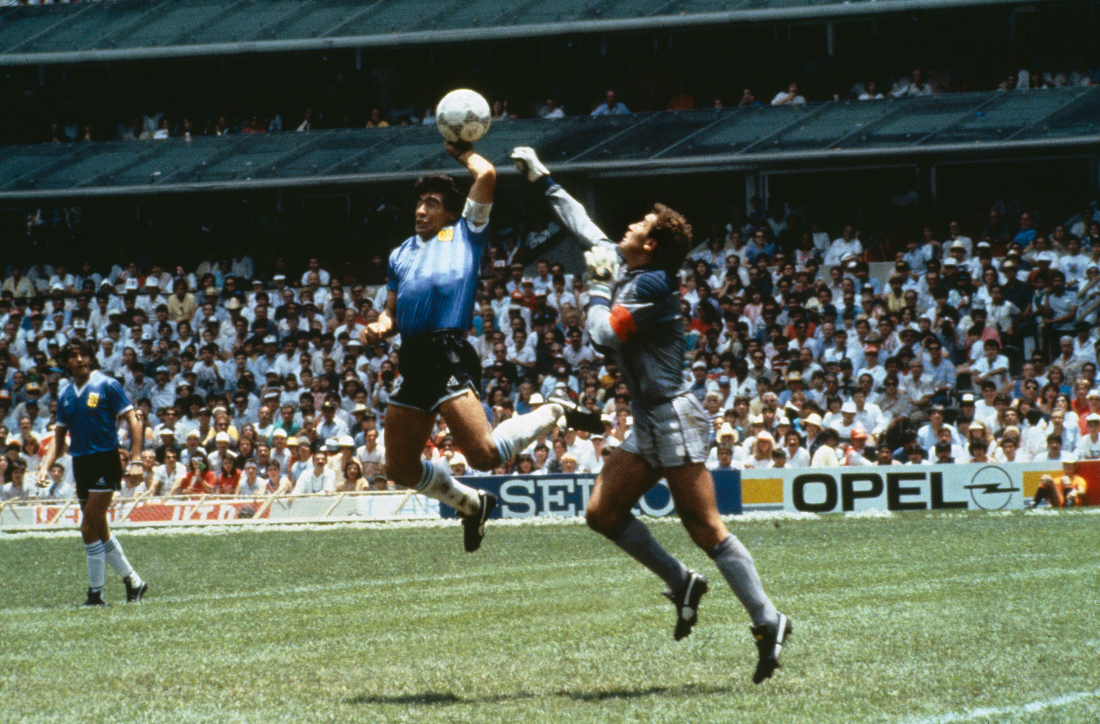 La sombra de la "Mano de Dios" de Diego Maradona sigue presente en el duelo entre Inglaterra y Argentina