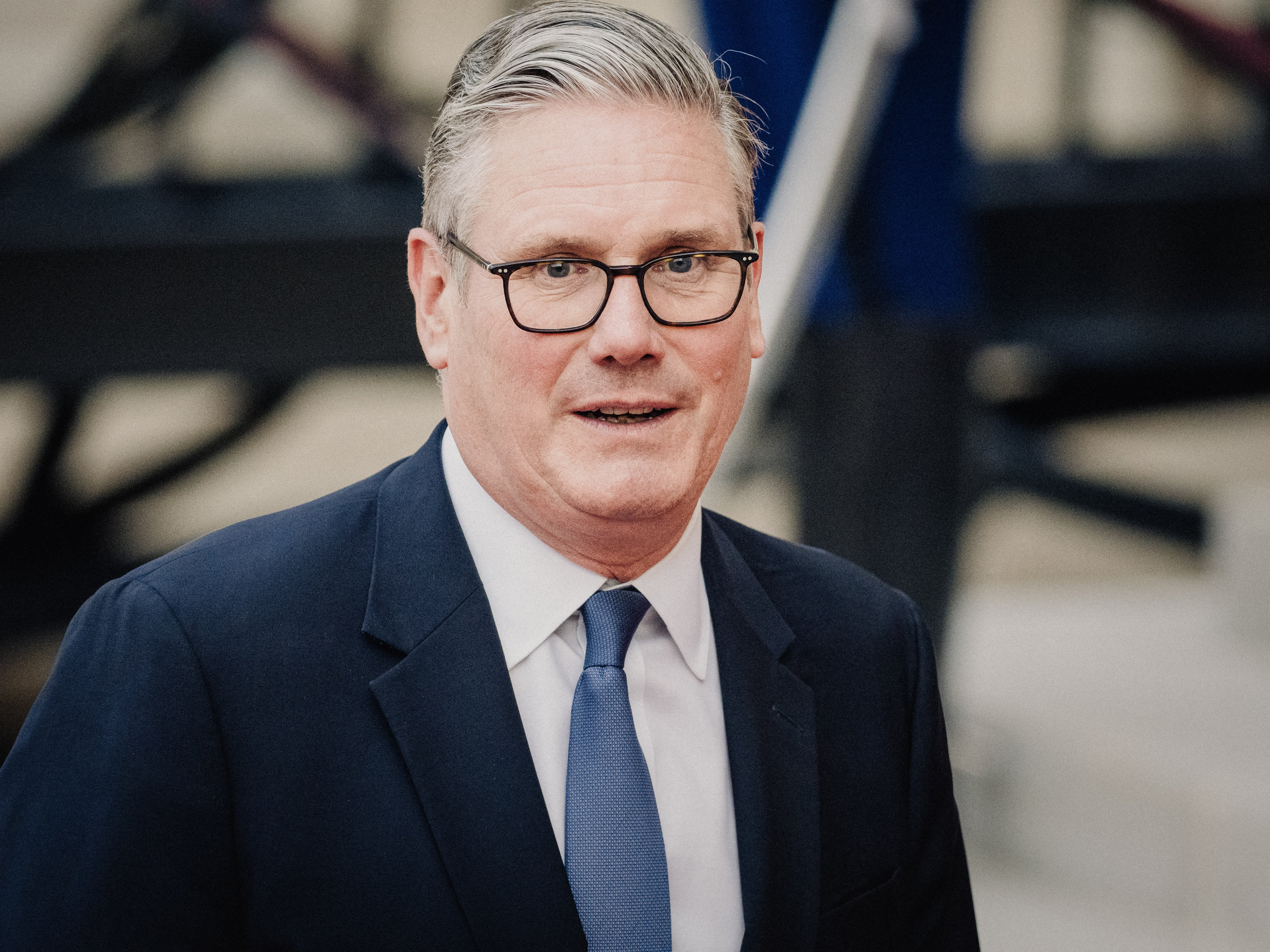 El portavoz oficial Keir Starmer respondió tras el gesto de los futbolistas argentinos, que exhibieron una pancarta con contenido político