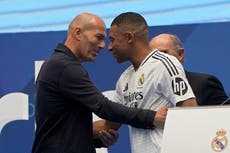 Con Deschamps marchándose tras 14 años, Francia busca nuevo técnico y Zidane es el favorito