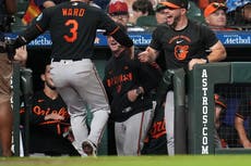 Jonrón de 2 carreras de Ward en la 8ª da a Orioles su 5ª victoria seguida, 3-2 ante Astros