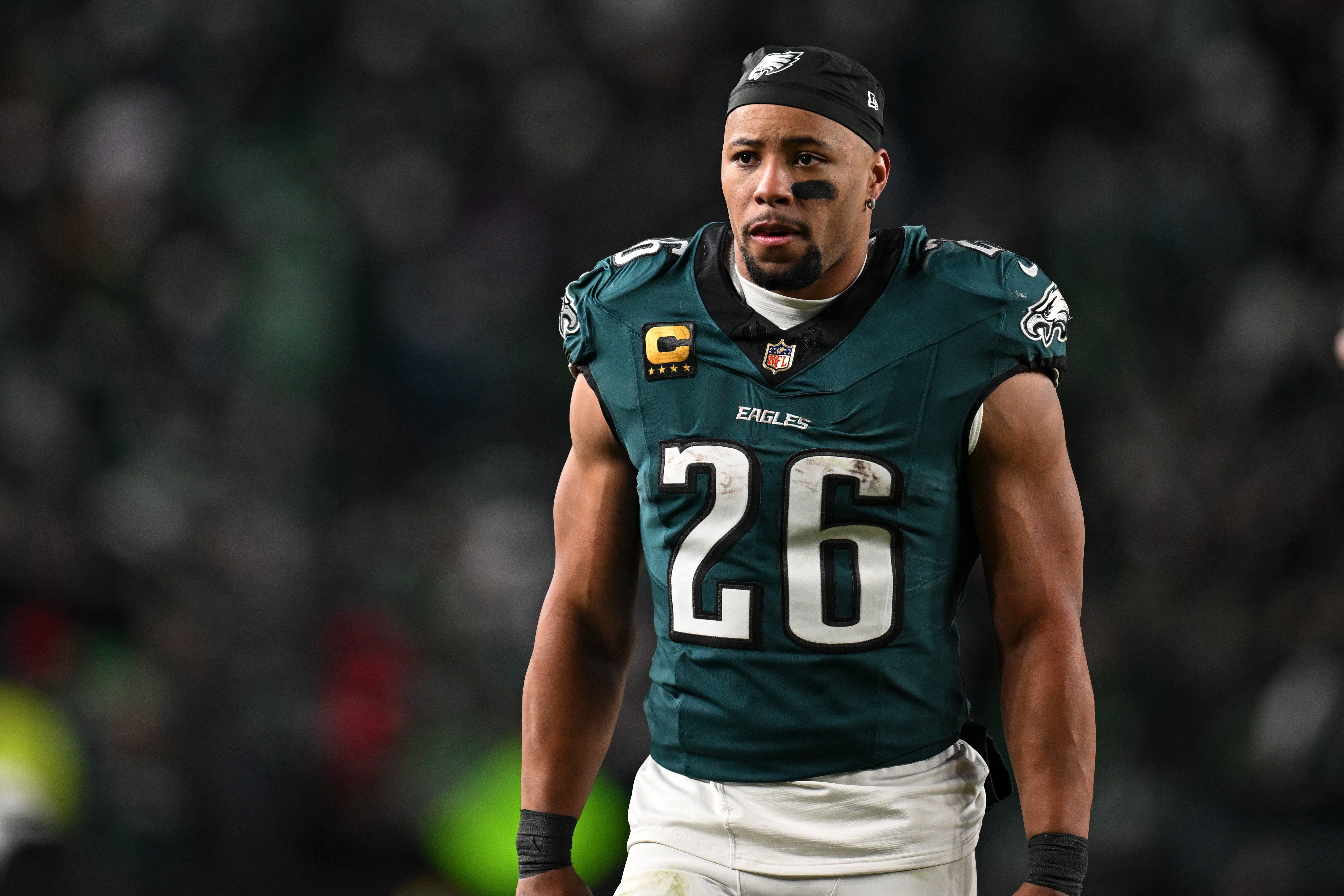 EAGLES-BARKLEY-ROBO