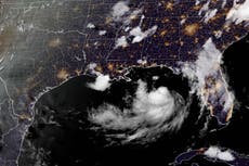 La tormenta tropical Bertha avanza en el Golfo de México hacia Florida y Alabama