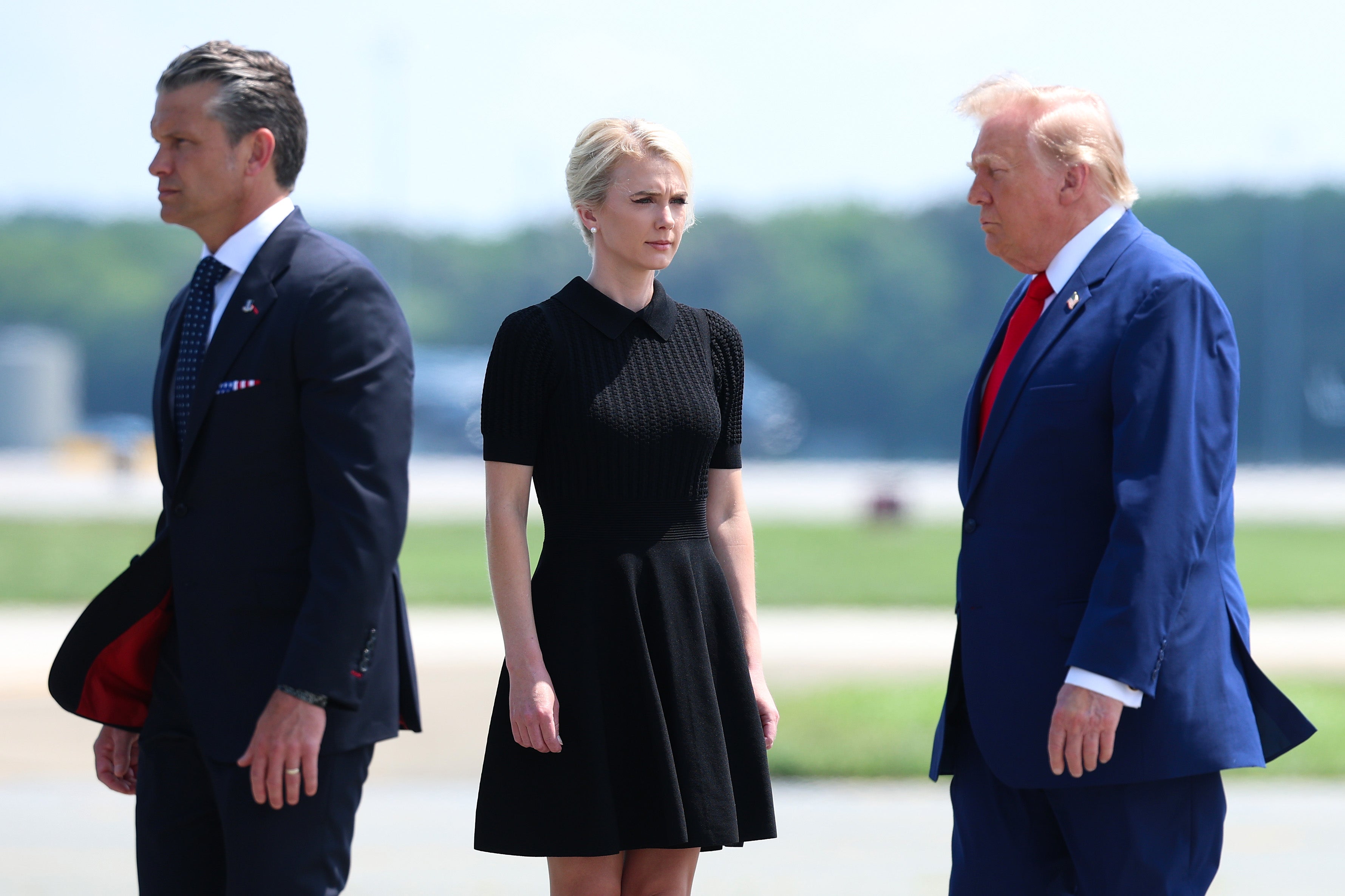 Harp suele permanecer cerca de Trump y se ha convertido en blanco de las burlas de algunos demócratas