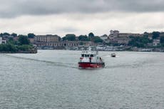 Muere un marino de metanero incendiado frente a Rumania cuando navegaba a Ucrania