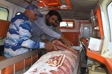 Grupo armado mata a juez y su escolta en emboscada en suroeste de Pakistán