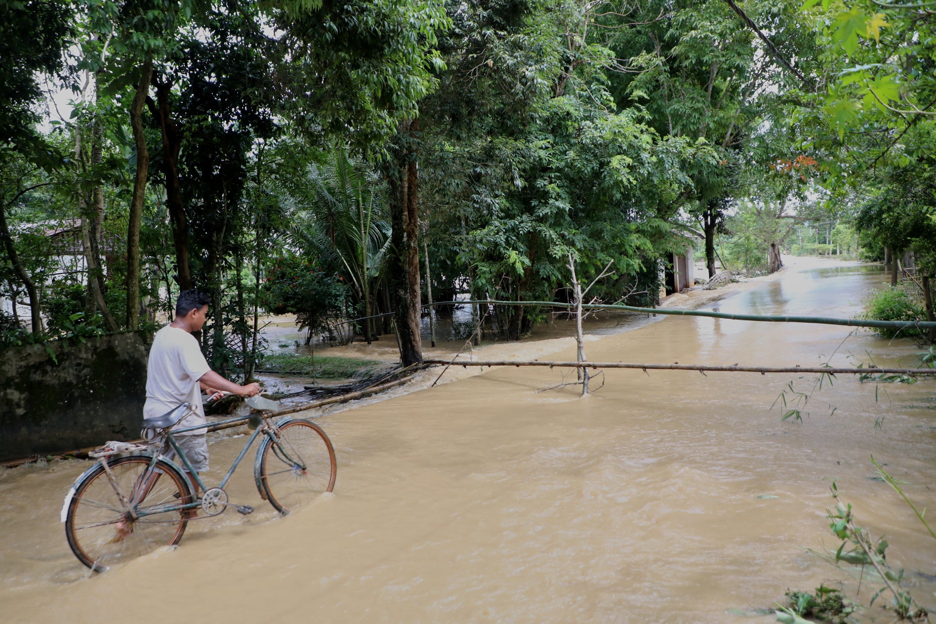ASI-GEN INDIA-INUNDACIONES