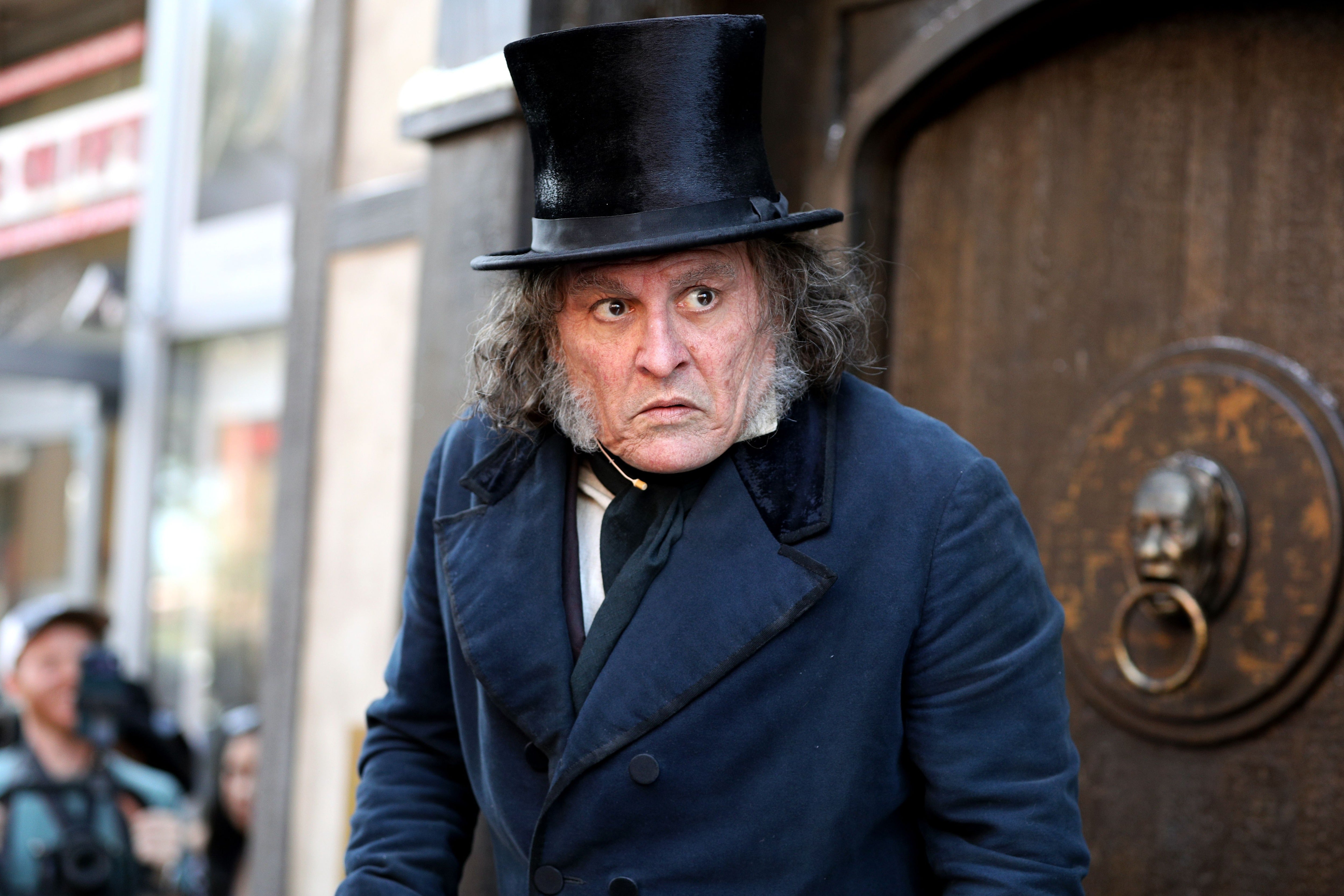 <p>Johnny Depp caracterizado como Ebenezer Scrooge en la Comic-Con de San Diego</p>