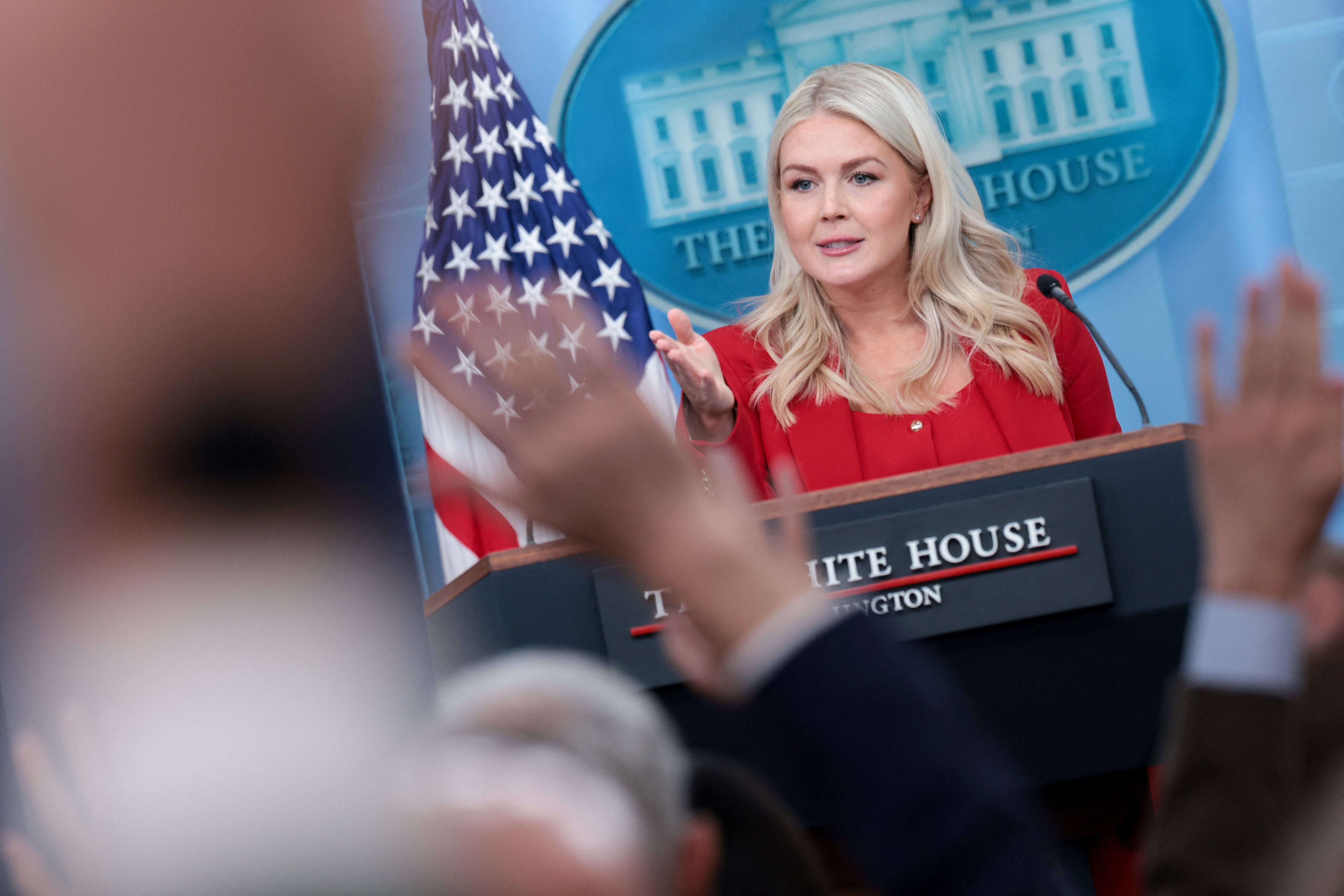 <p>La secretaria de prensa de la Casa Blanca, Karoline Leavitt, anunció su renuncia a través de un contundente comunicado  </p>