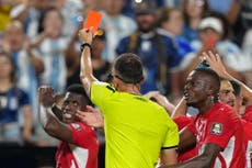 Panel de reglas dice que fue errónea la expulsión de Embolo ante Argentina en cuartos del Mundial