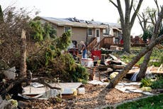 Tornado que dejó destrucción en Wisconsin se mantuvo en tierra más de 20 minutos