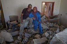 Una pareja libanesa se suma a los que regresan a hogares destrozados bajo pacto de EEUU con Israel