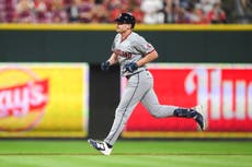 Manzardo pega jonrón y remolca 2 carreras en triunfo de Guardianes, 6-1 ante Rojos