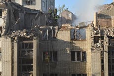 Ataques rusos en toda Ucrania, de este a oeste, dejan al menos 8 muertos y decenas de heridos