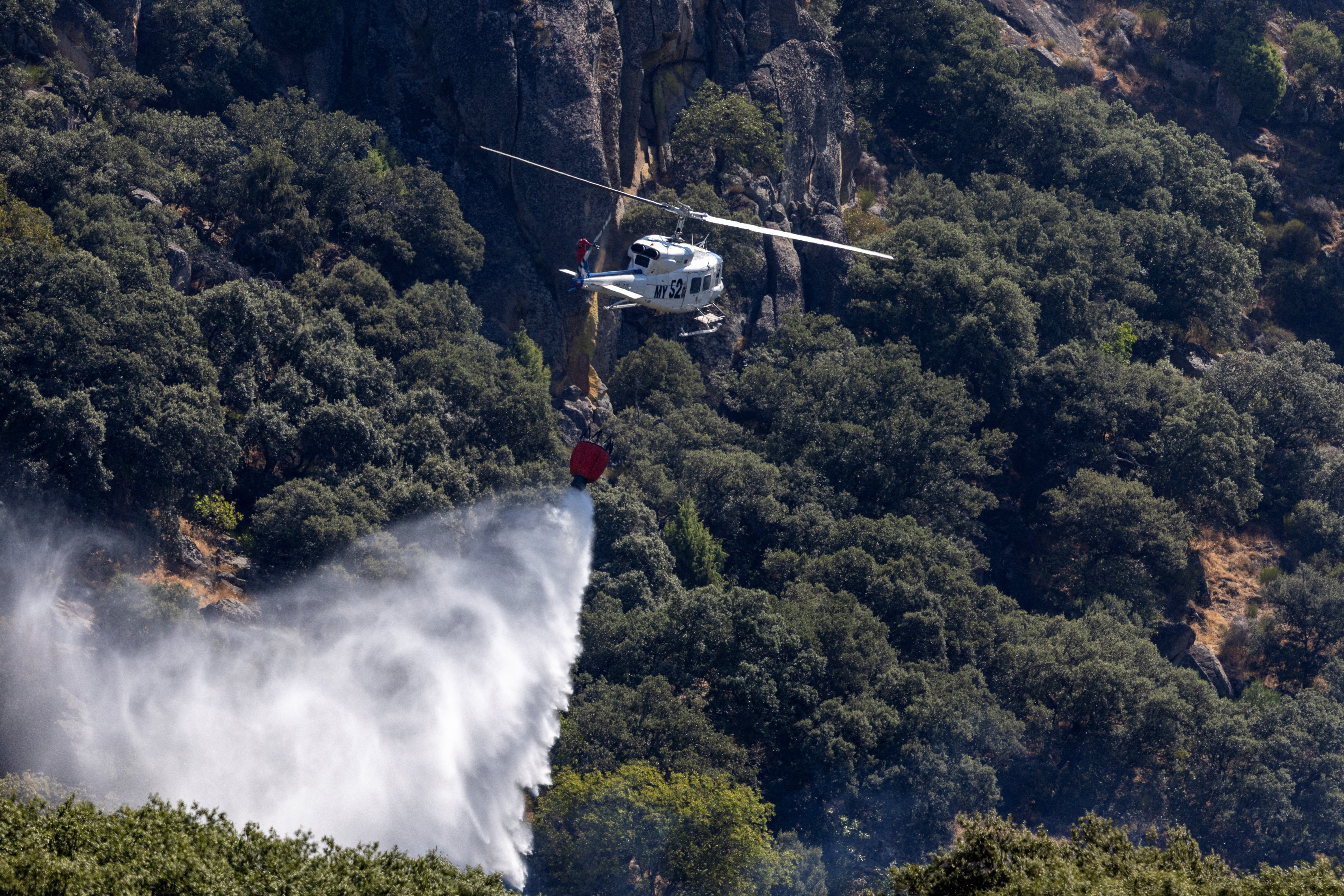 Otro incendio se declaró en Fermoselle, cerca de la frontera con Portugal