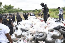 Liberia incinera 4,2 toneladas de cocaína; funcionarios policiales son implicados en contrabando