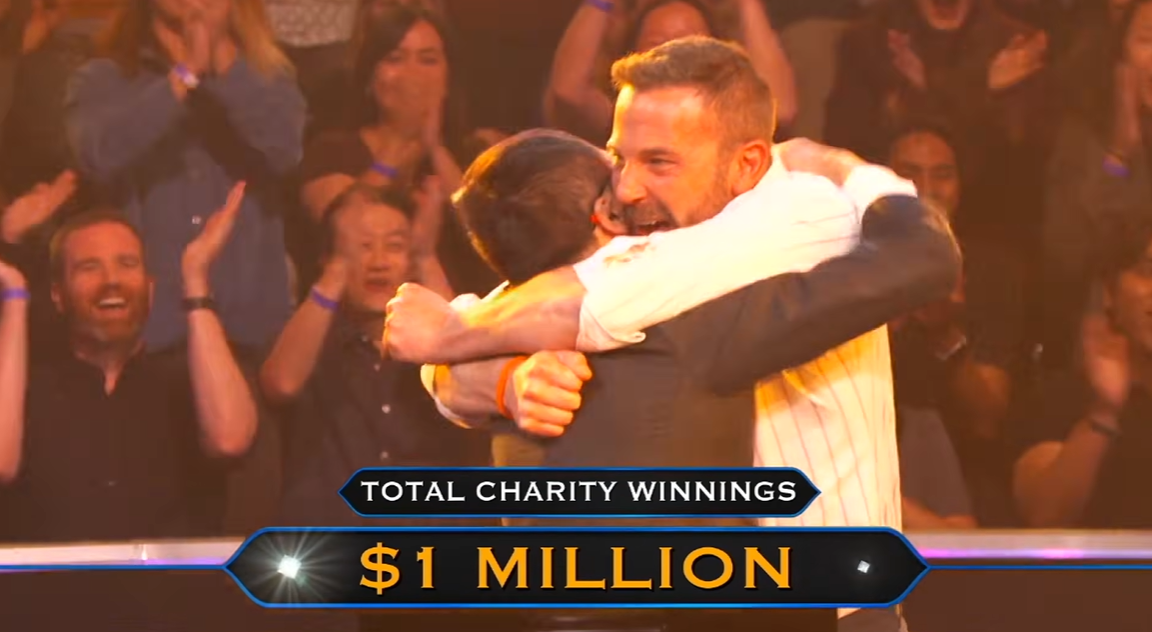 Ben Affleck y Jamie Ding, campeón de Jeopardy! , ganaron el premio mayor de 1 millón de dólares en ‘¿Quién quiere ser millonario?’