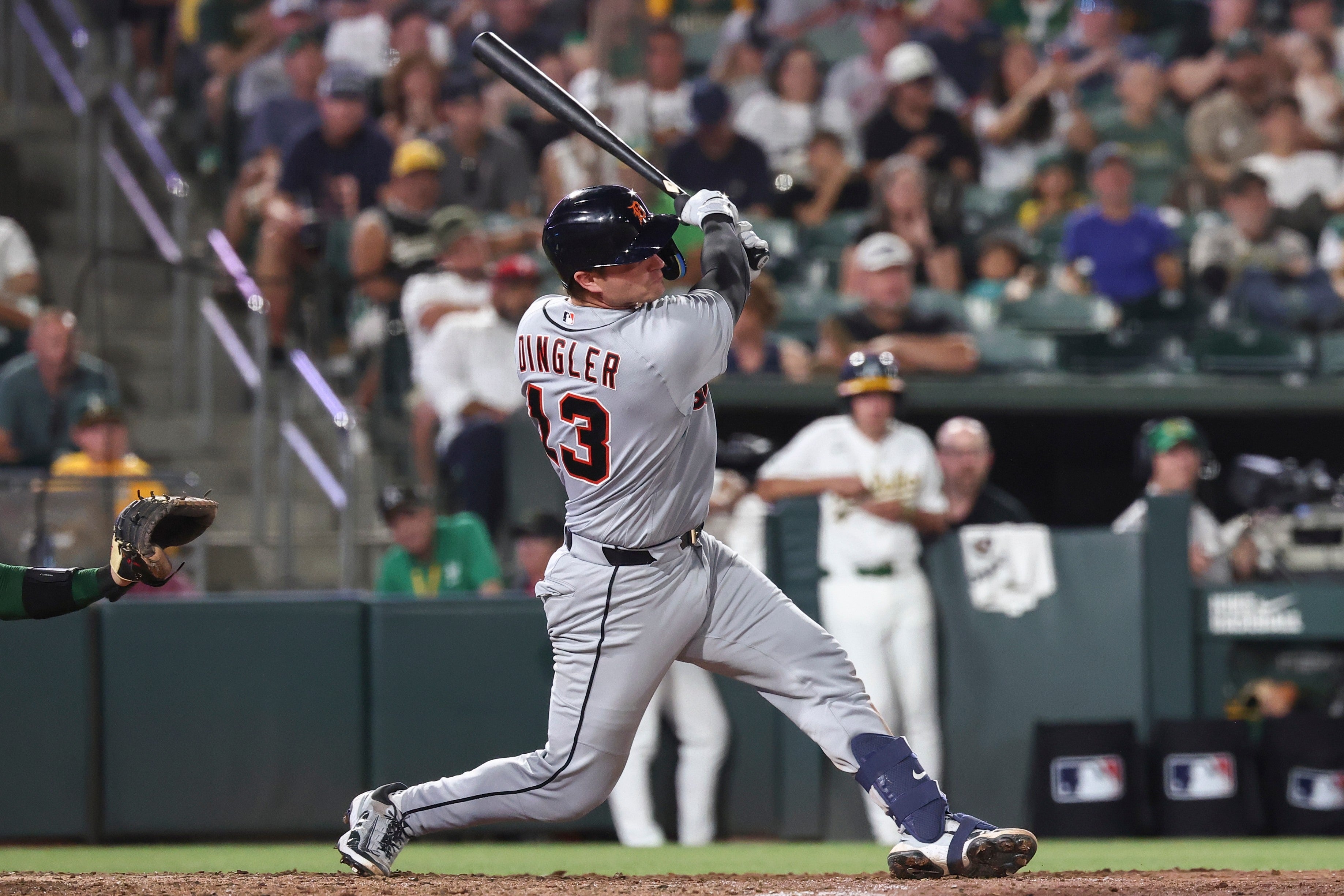Grand slam de Dillon Dingler ayuda a que Tigres aplasten 13-1 a Atléticos
