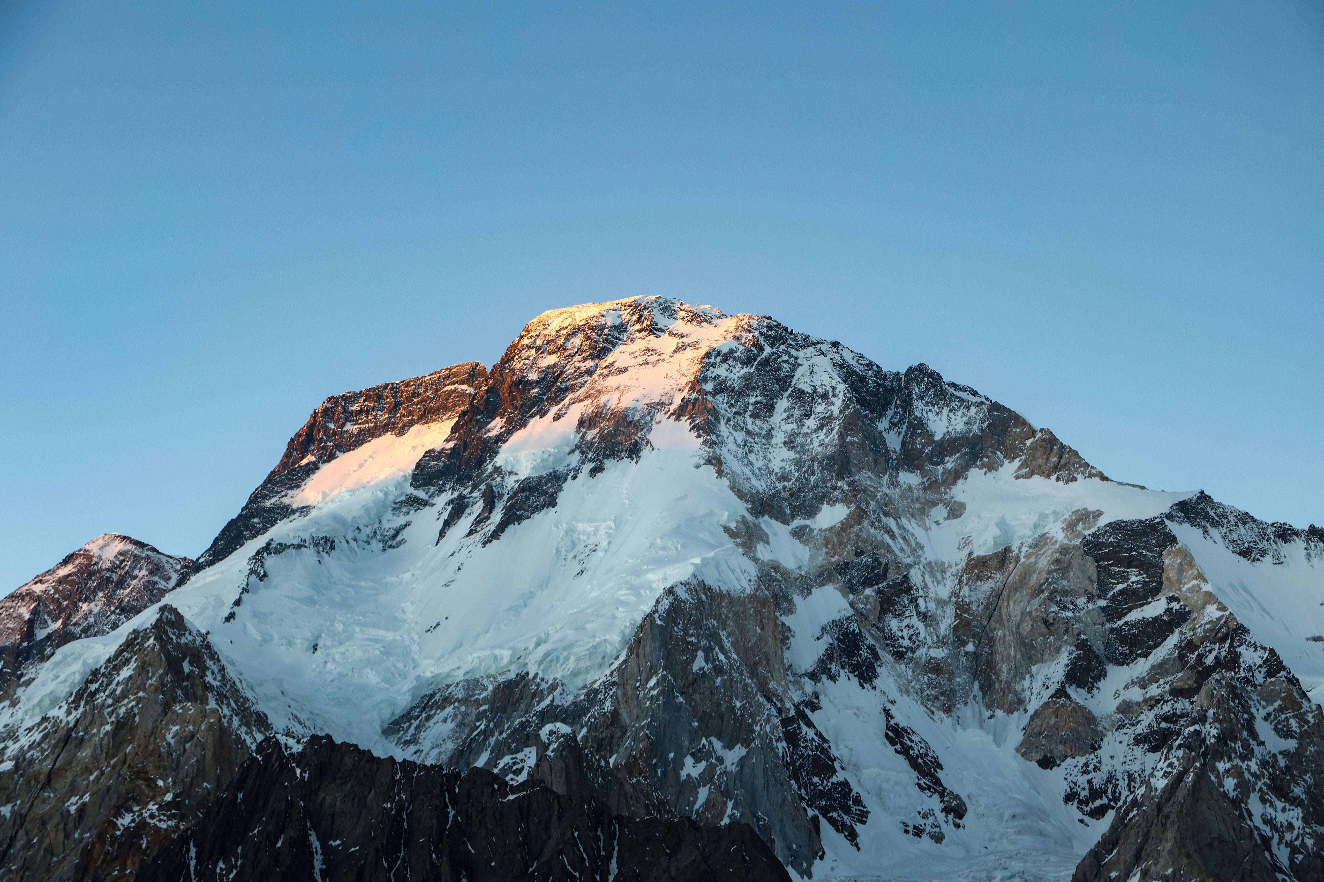 El Broad Peak, en la cordillera del Karakórum, en Gilgit-Baltistán