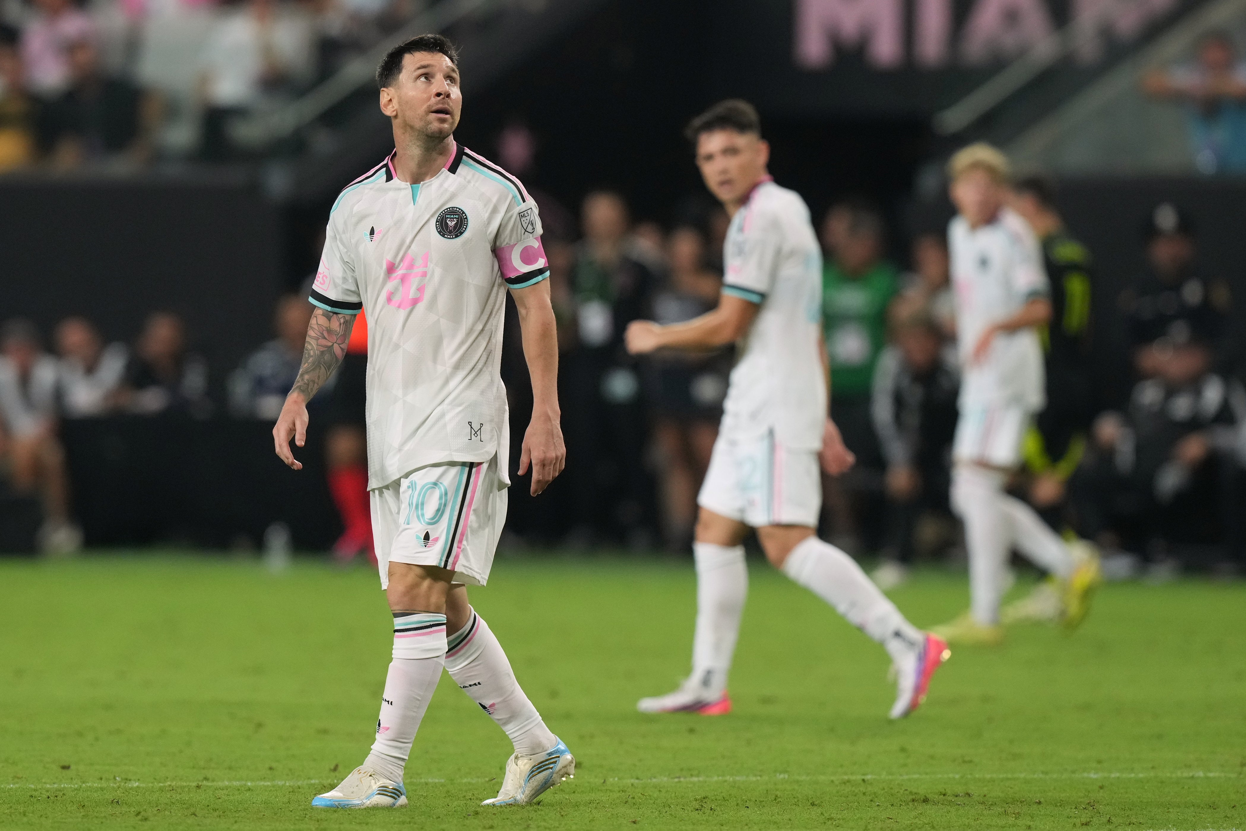 Messi vuelve con Inter Miami, que empata 2-2 ante Crew