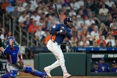 Álvarez iguala su récord de hits, Peña pega jonrón y Astros barren a Rangers 7-3