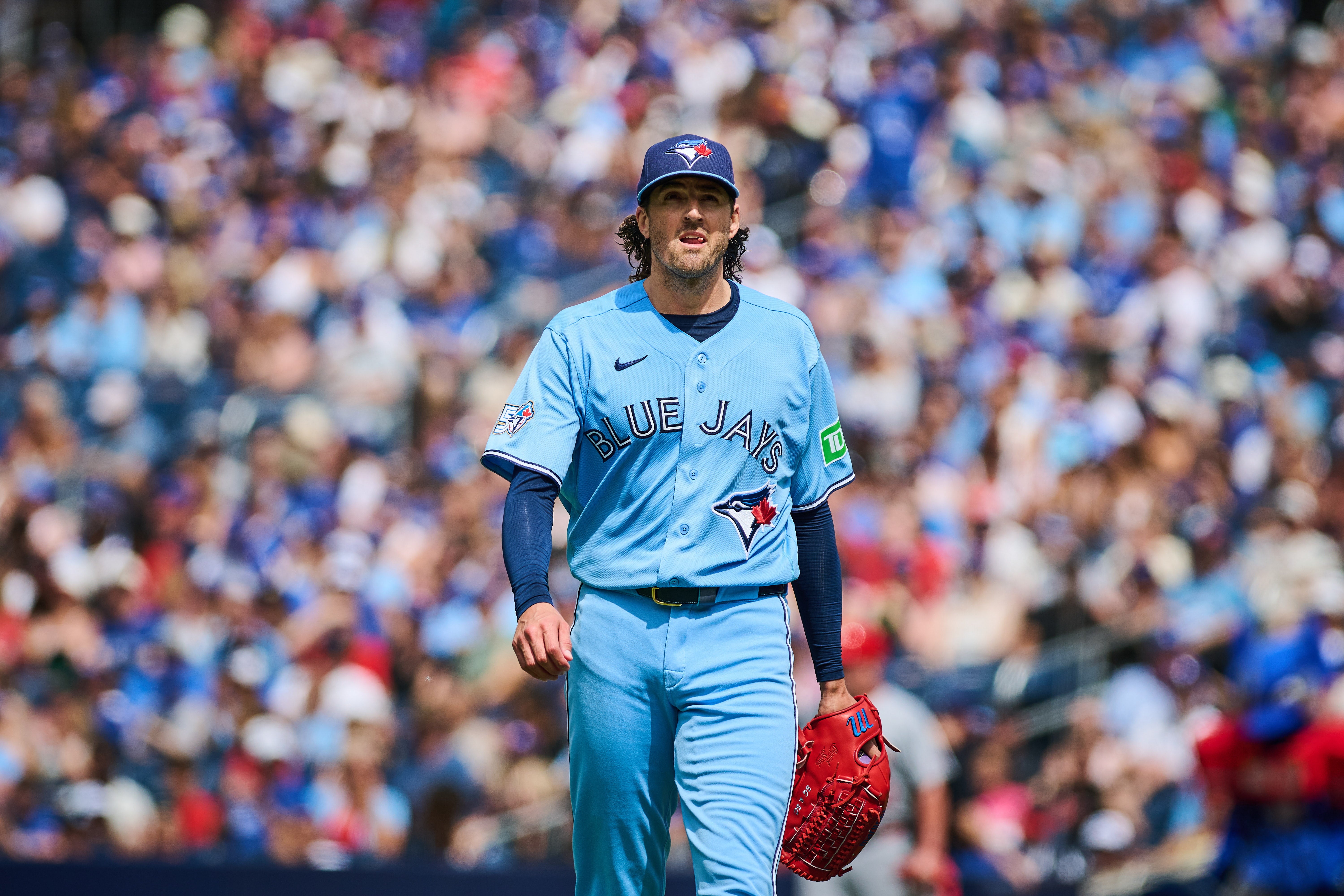 Cachorros adquieren a Kevin Gausman en canje con los Azulejos, dice fuente de AP