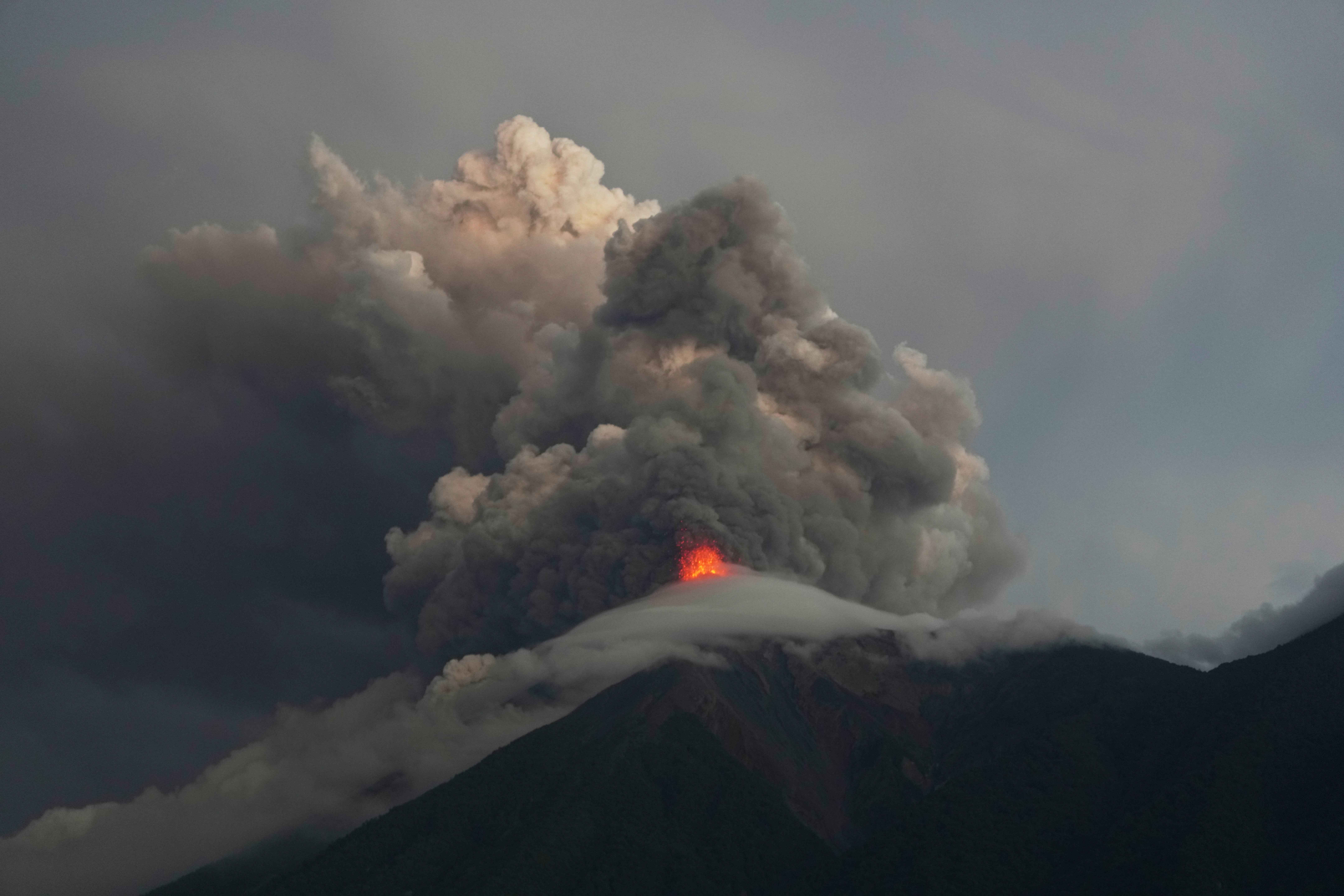 GUATEMALA-VOLCÁN DE FUEGO