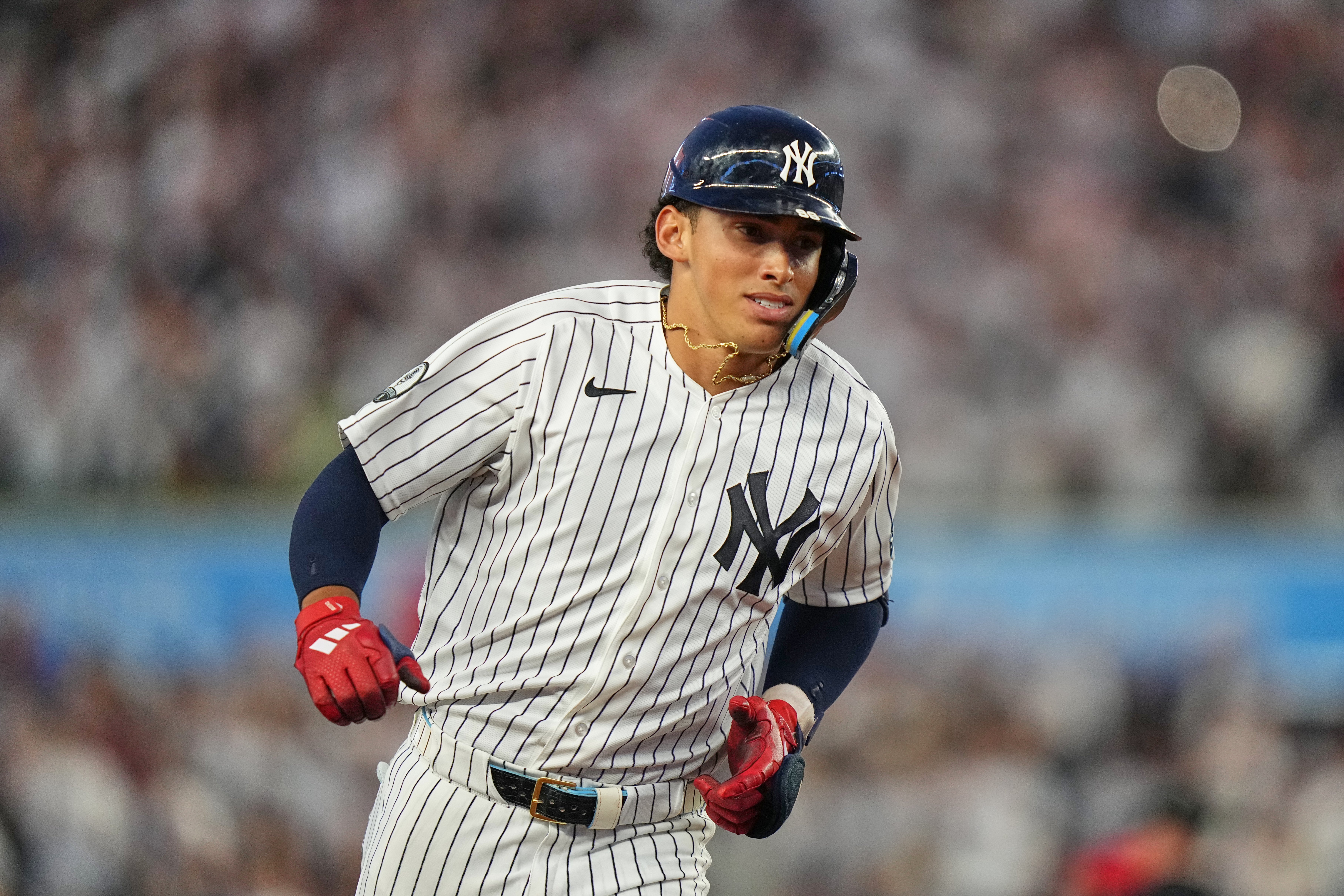George Lombard Jr. pega jonrón en memorable debut; Yankees blanquean 2-0 a Cardenales