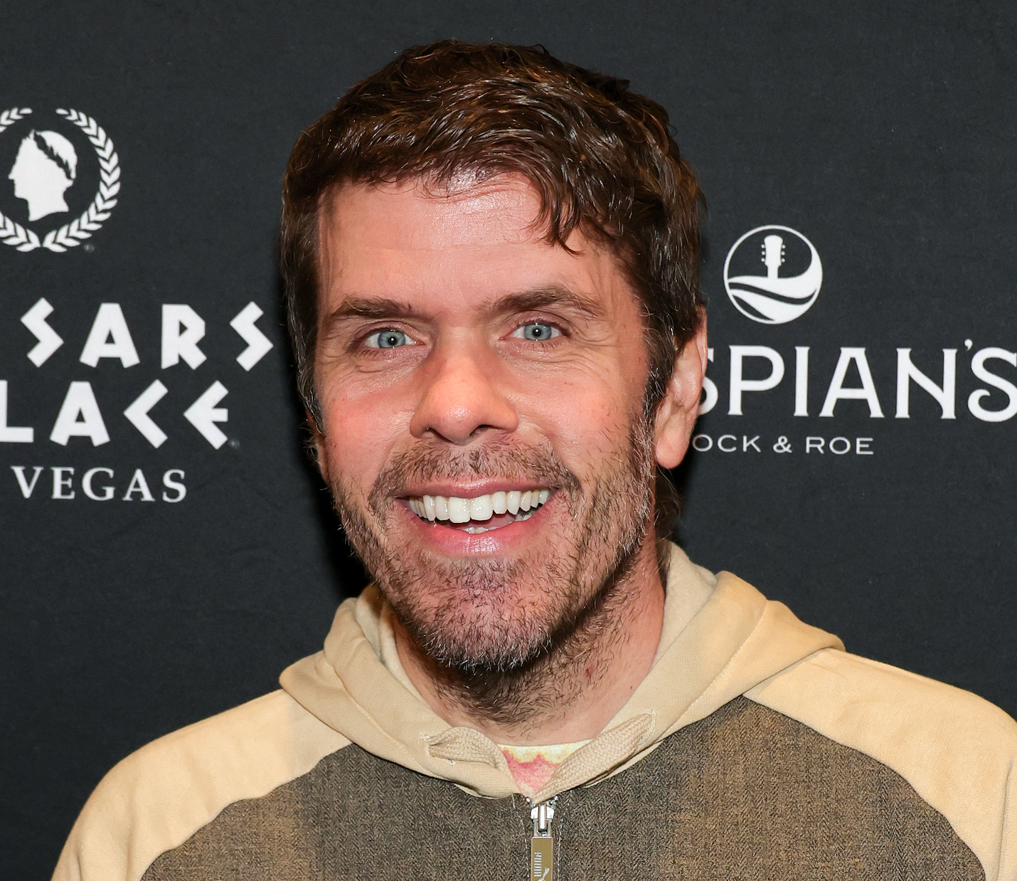 En 2020, Perez Hilton lamentó el tono de las entradas de su blog de la década de 2000