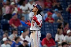 Abrams desempata con triple en la 11ma, Mikolas impulsa carrera y Nacionales ganan 10-4 a Filis