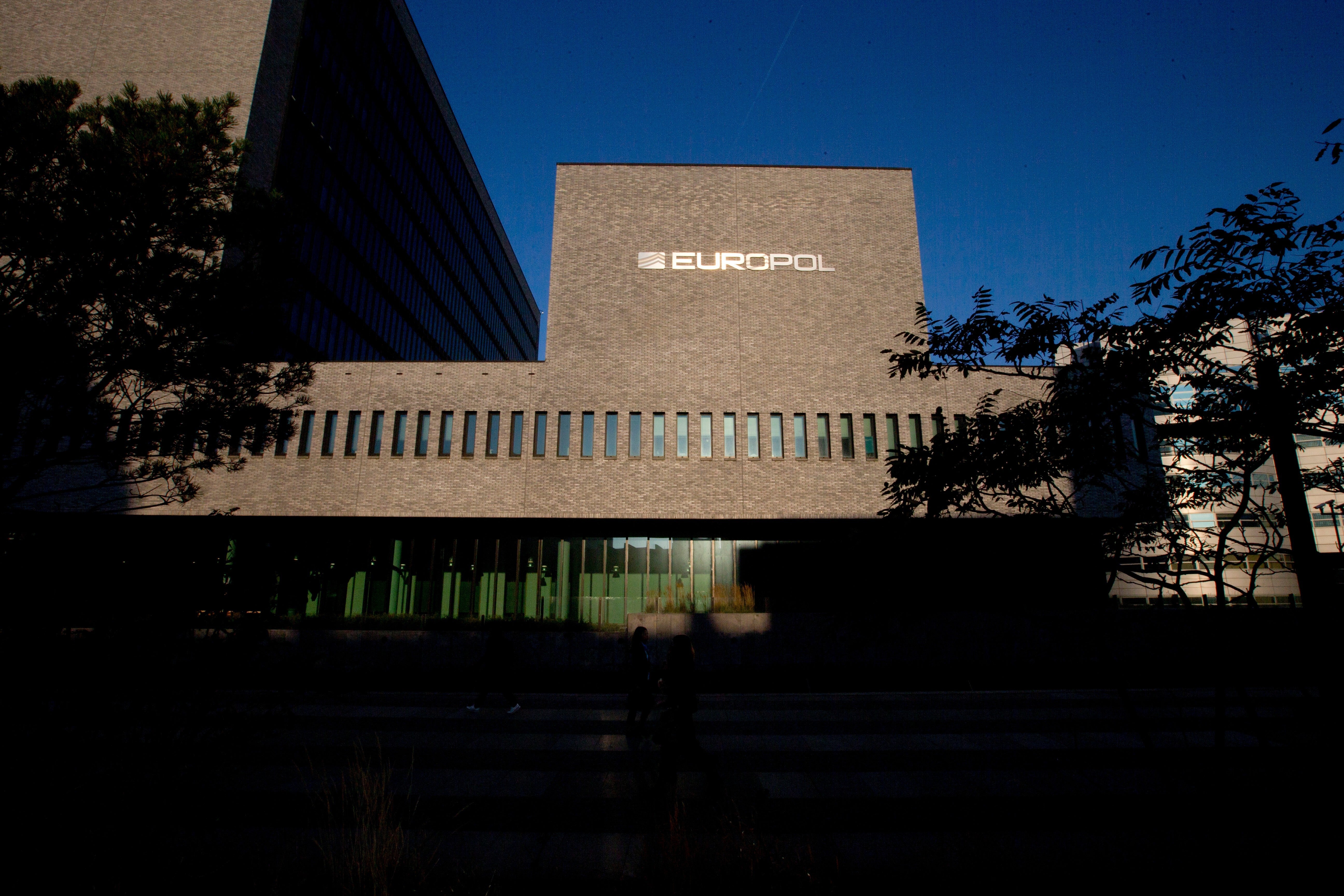 EUR-GEN EUROPOL-TRÁFICO DE MIGRANTES