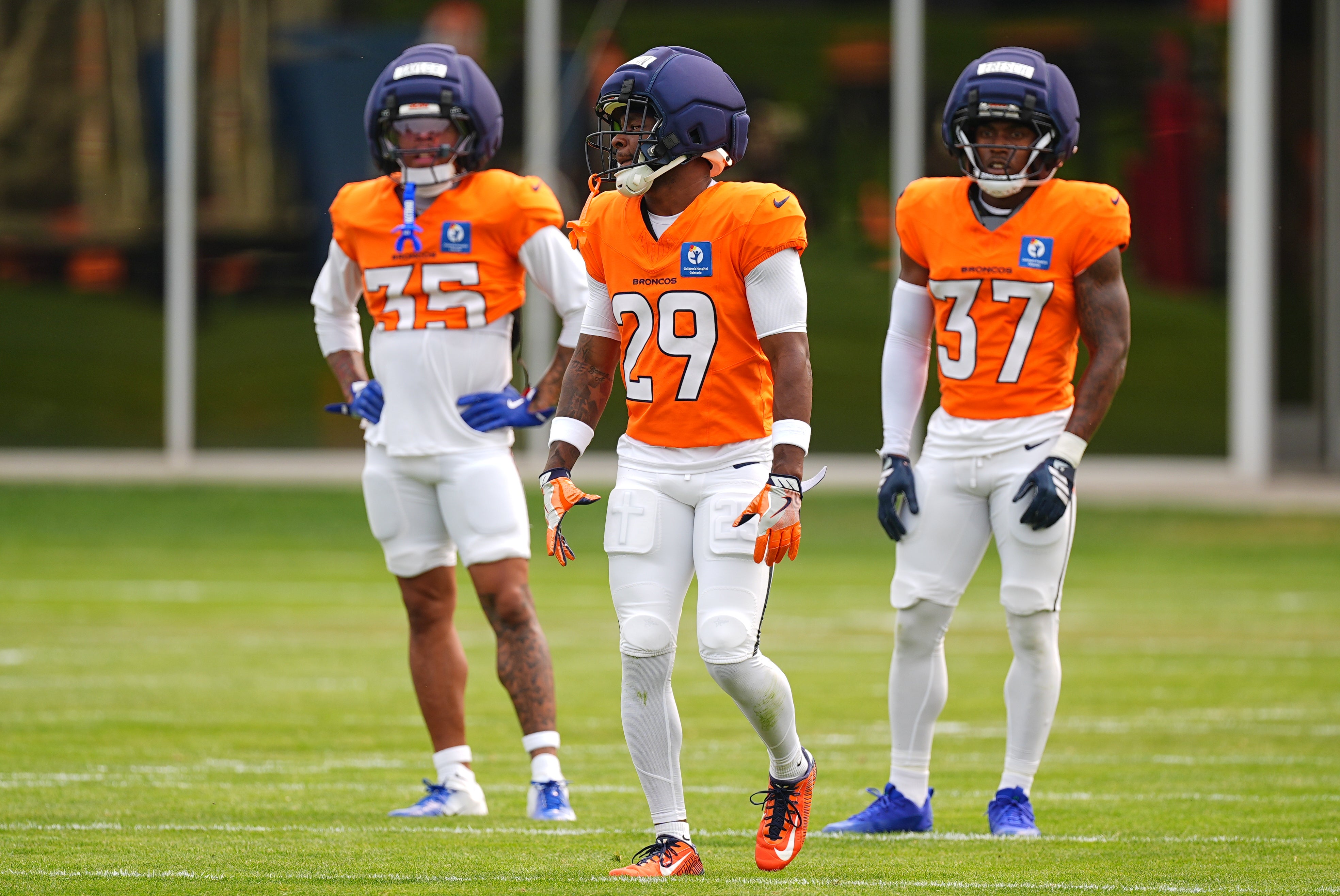 BRONCOS-MCMILLIAN