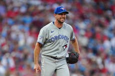 Lukes pega jonrón en la 11ma; Scherzer es el 10mo en ponches y Azulejos ganan 7-5 a Filis