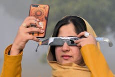 Cómo el eclipse solar podría destruir tu teléfono