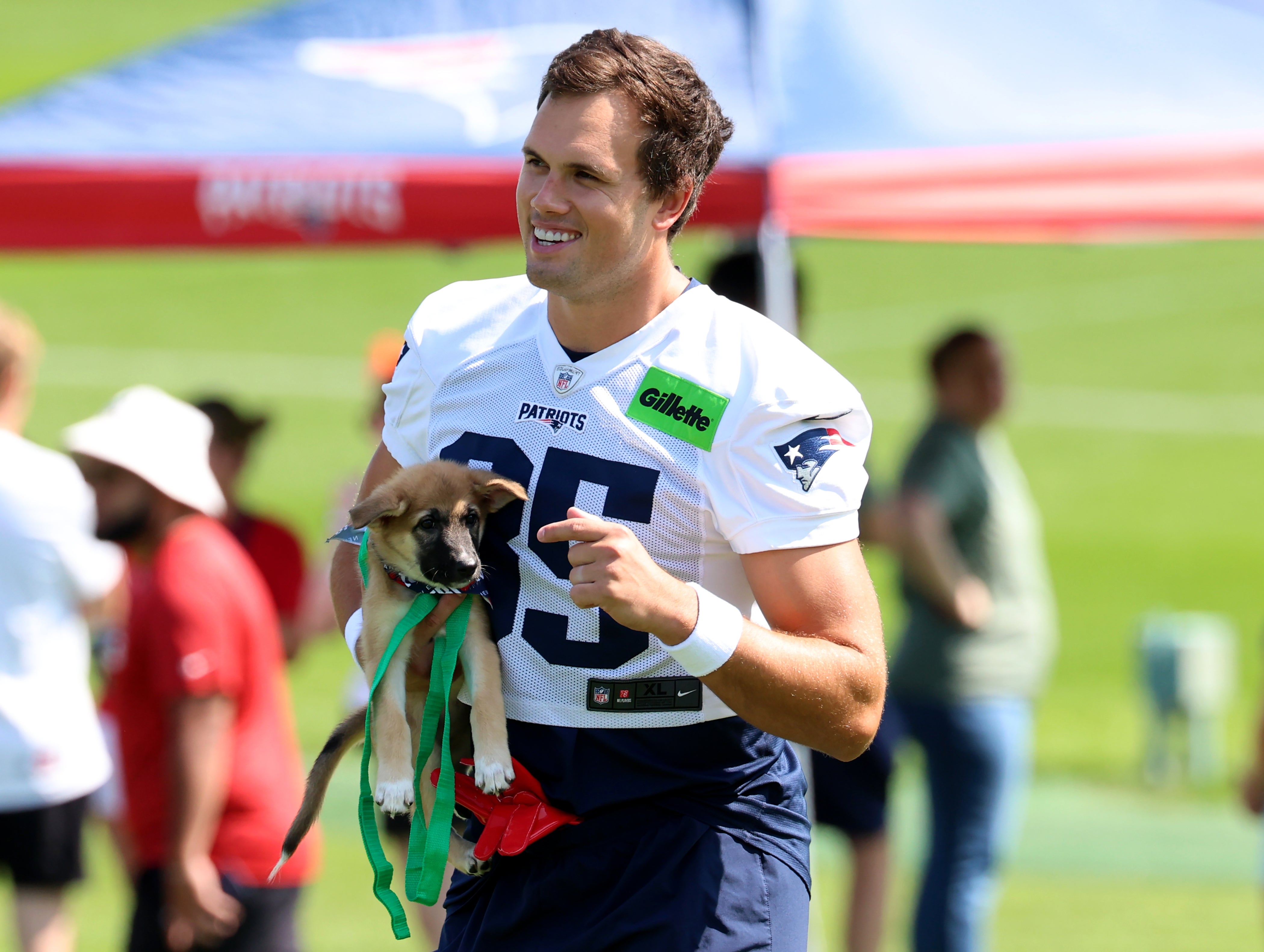 PATRIOTS-HENRY